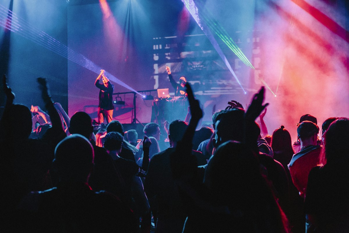 Crowd at Montreal indie concert